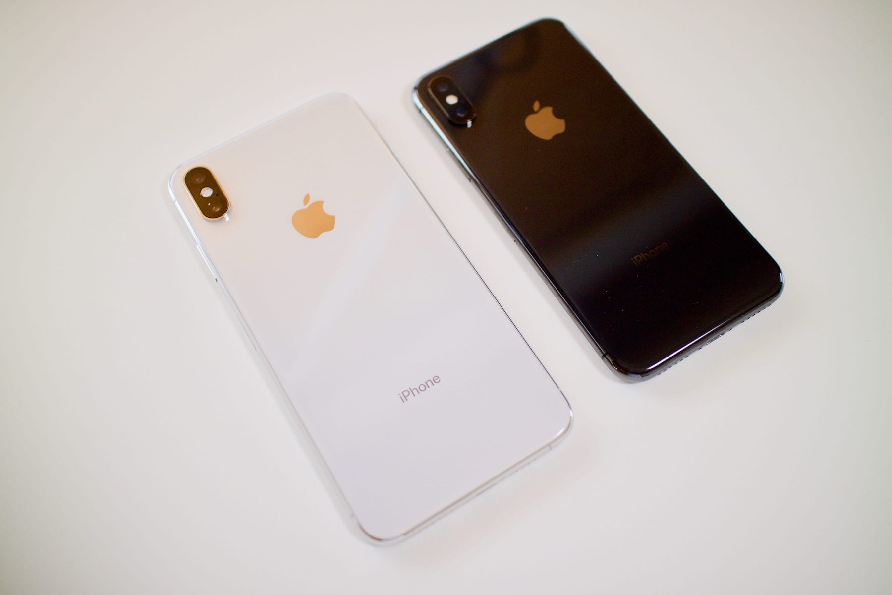 iPhone XS Max デザイン 比較