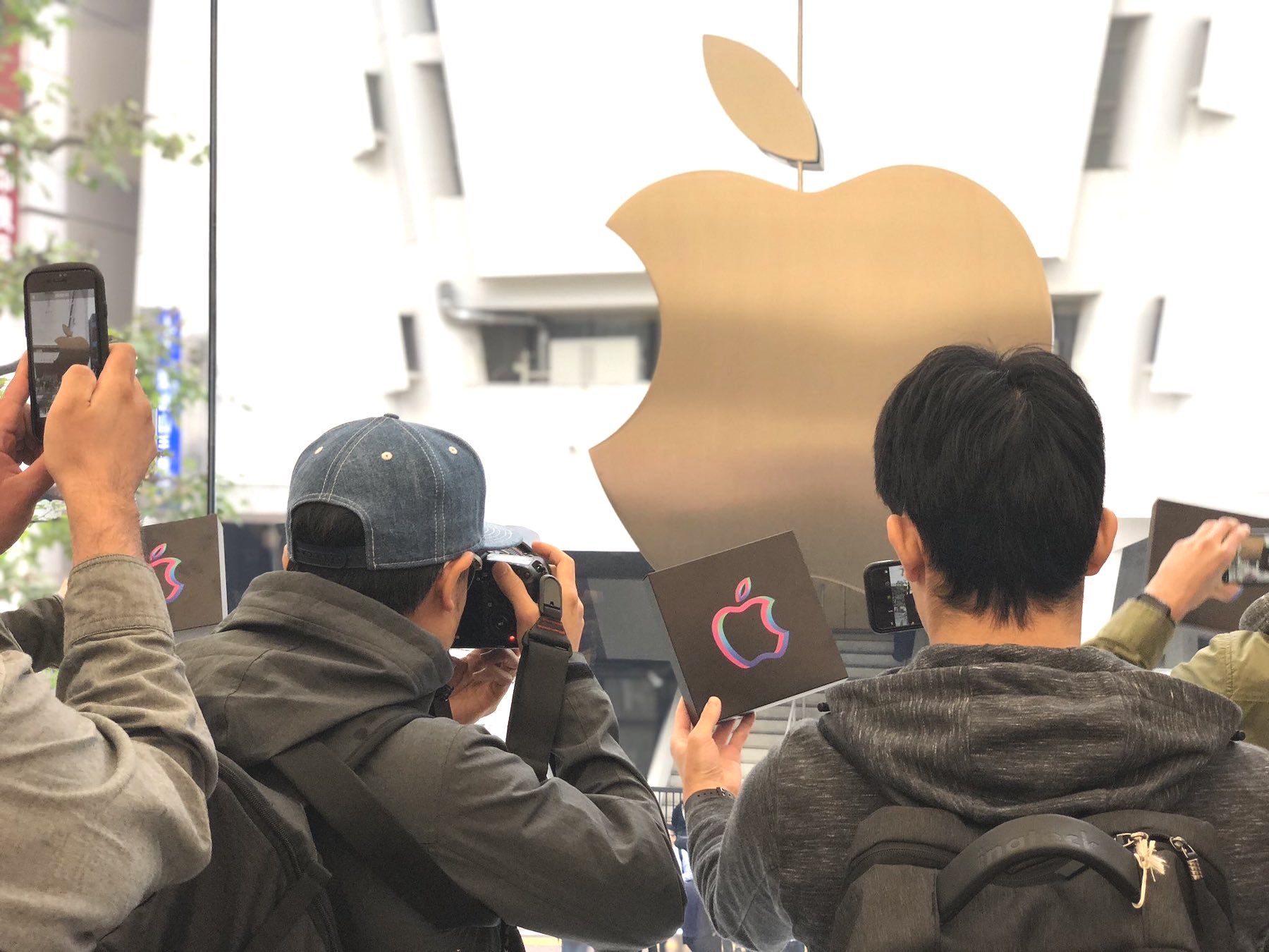 【レポート】Apple 渋谷、リニューアルオープンーー特徴は触ることができるAppleロゴ