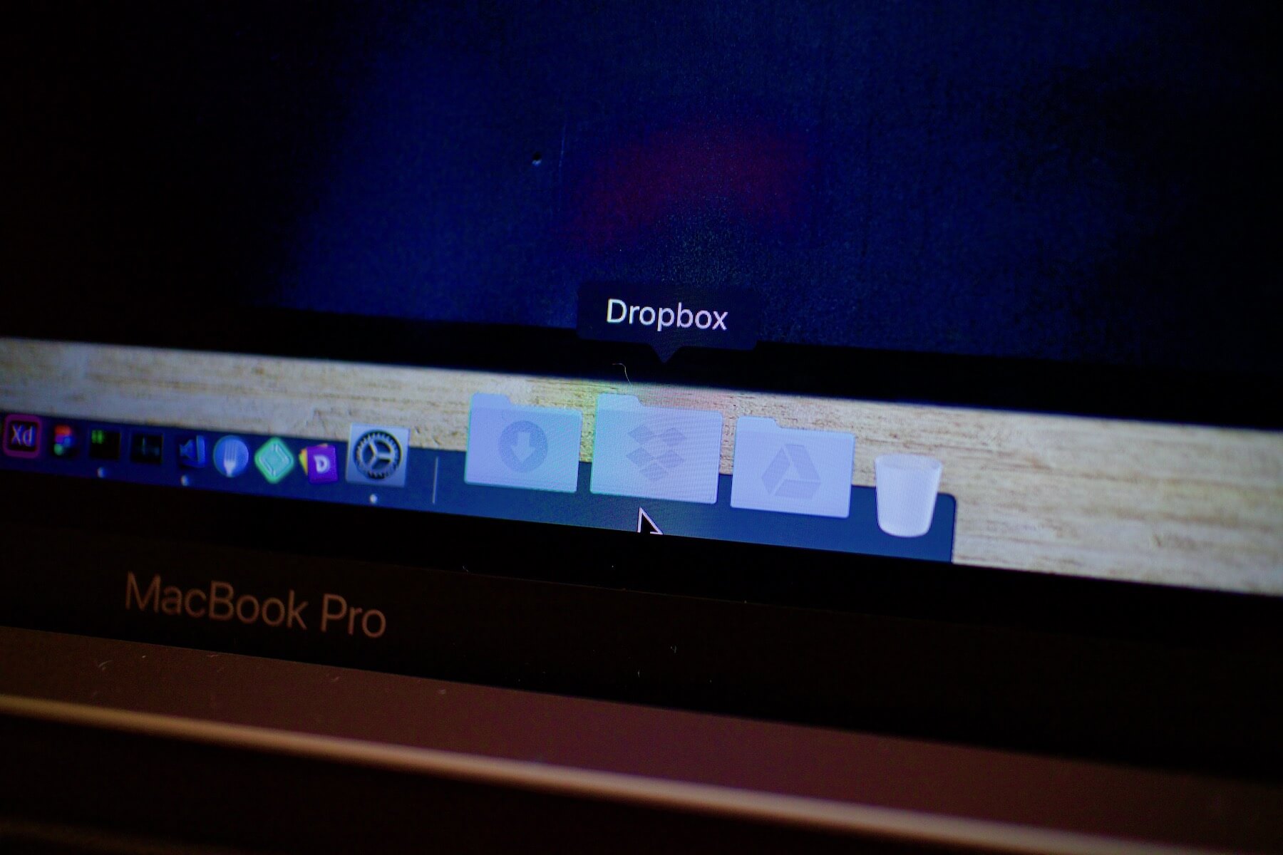 MacBook Pro 2018 Dropbox
